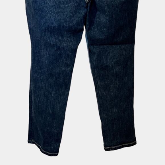 TORRID Boyfriend Straight Vintage Stretch Mid-Rise Jeans - Picture 10 of 11